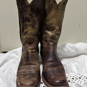 Woman’s Justin Distressed Brown Leather Cowboy Boots